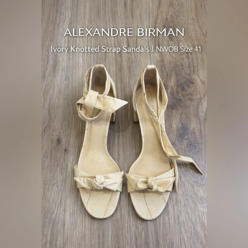 Alexandre Birman Ivory Bow Ankle-Tie Block Heel Sandals EU 41